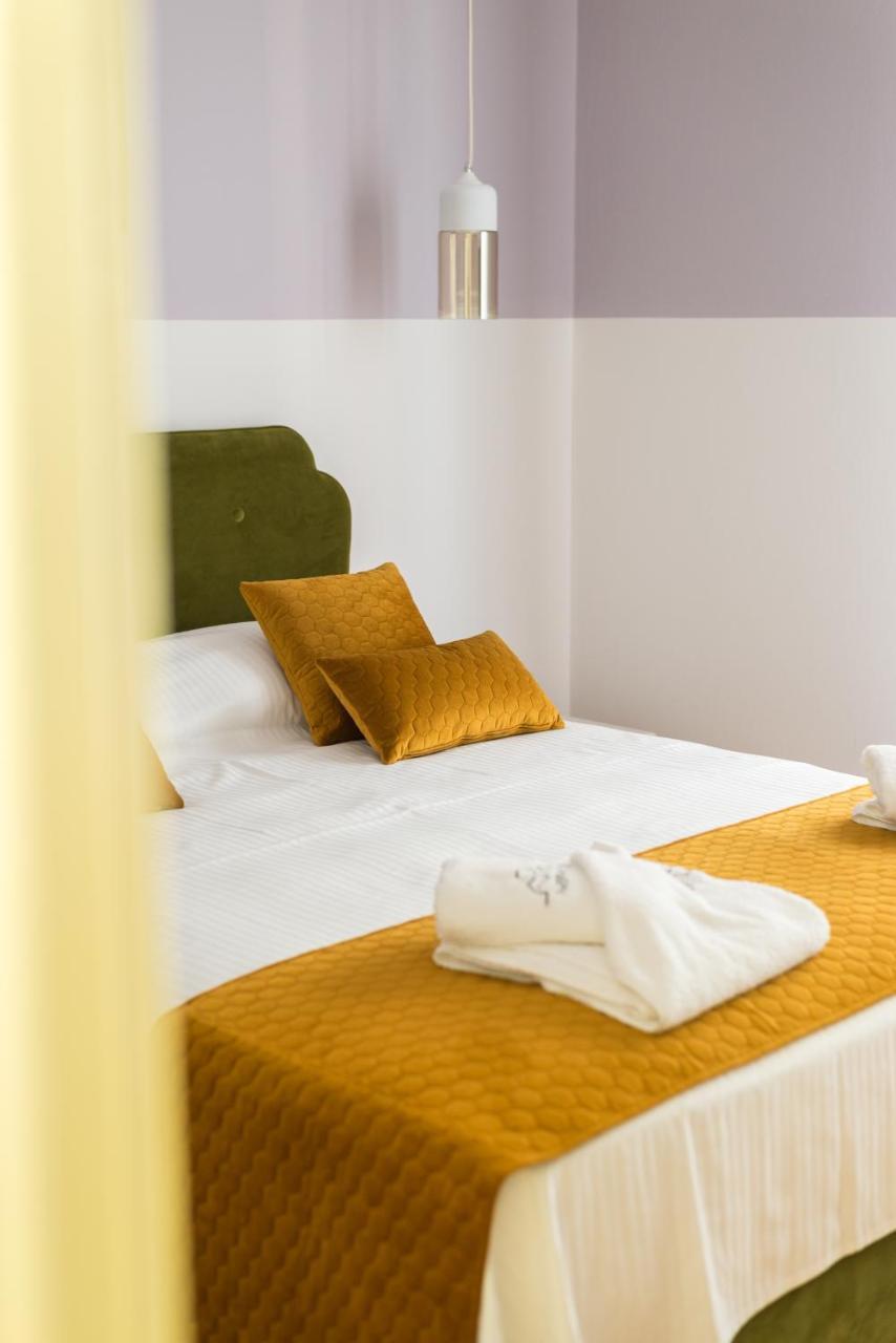 Neratzia Rooms Aten Exteriör bild